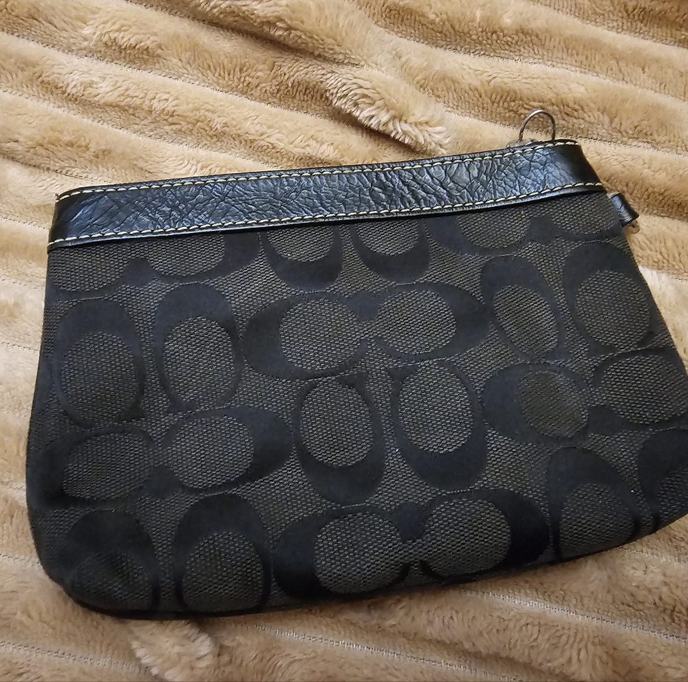 Vintage Coach Black Signature Wristlet